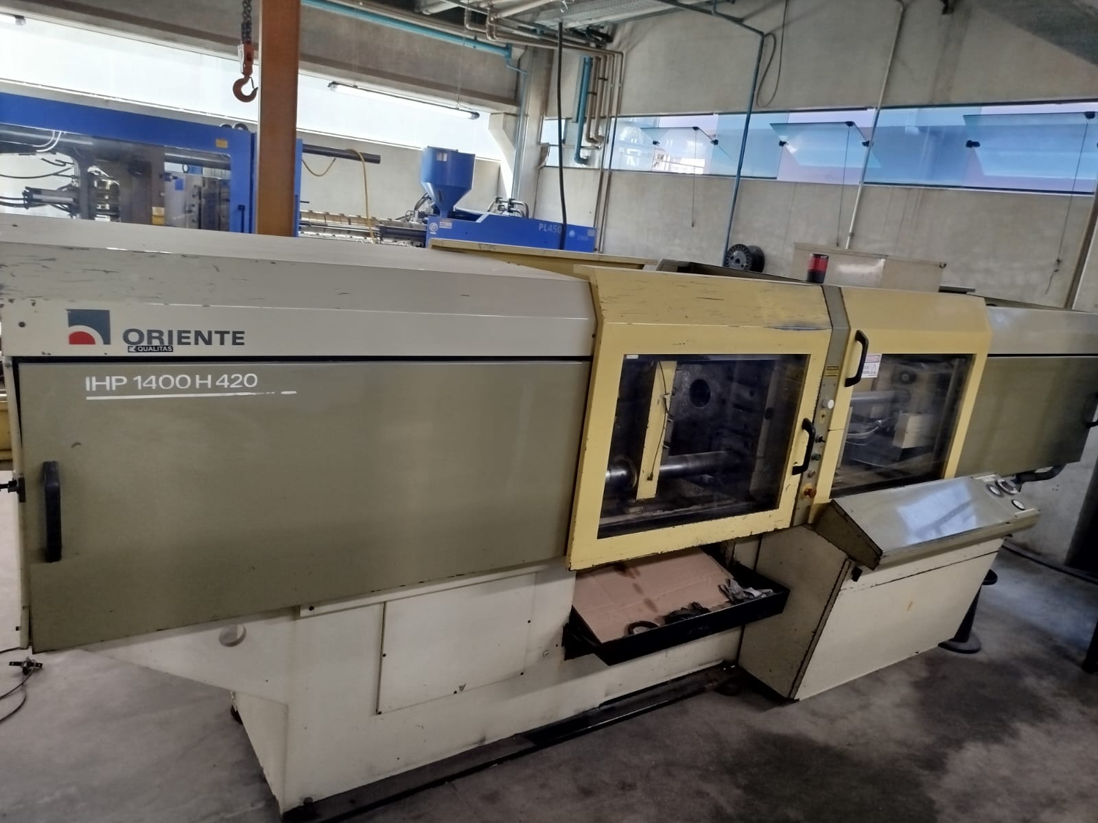 Injetora Oriente - IHP 1400 H 420